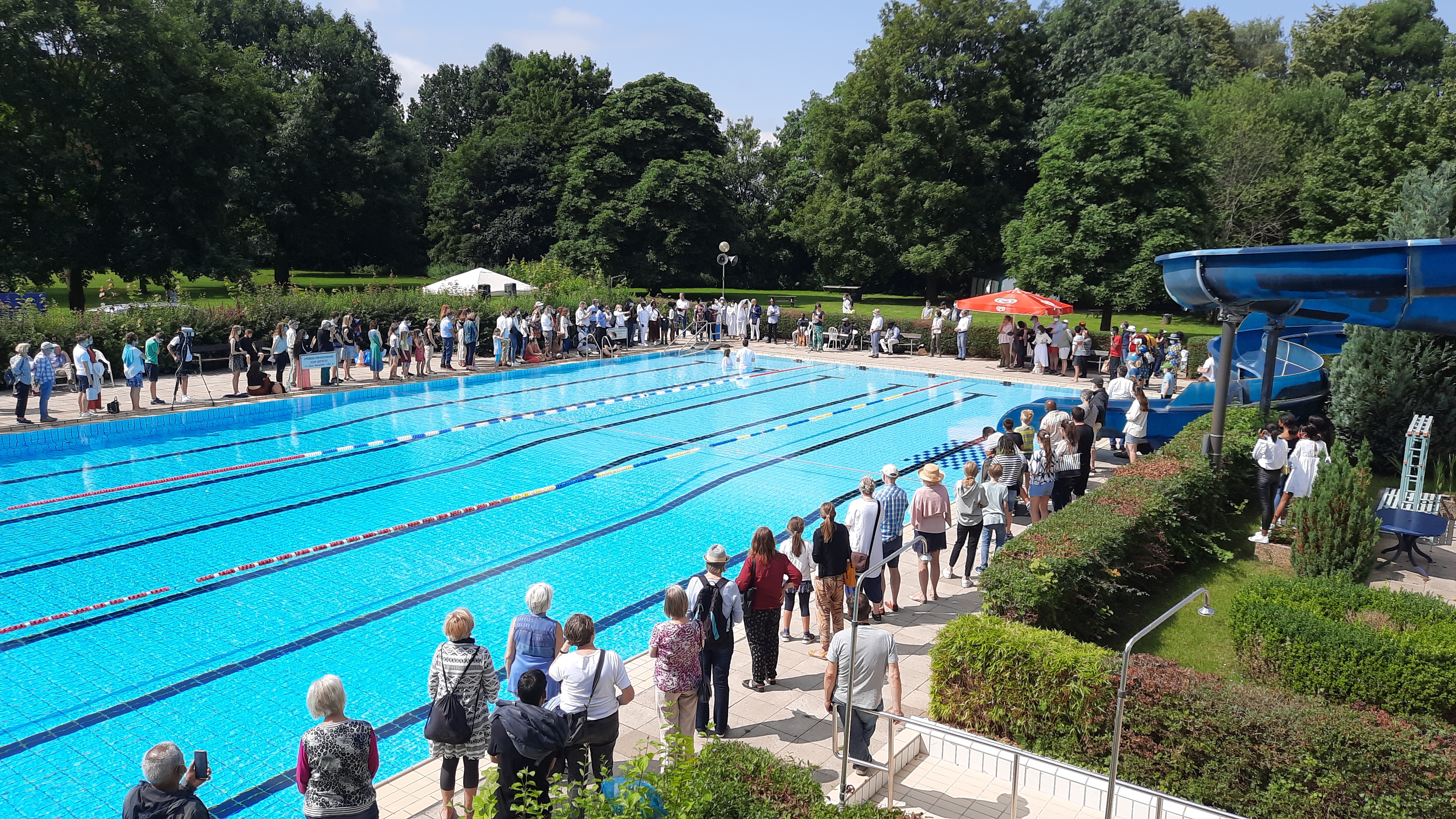 20210718_Taufe_Freibad_Pattensen.jpg